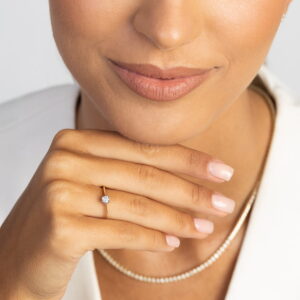 Złoty pierścionek zaręczynowy z diamentami Jubiler Kraków BigDIAMOND 24