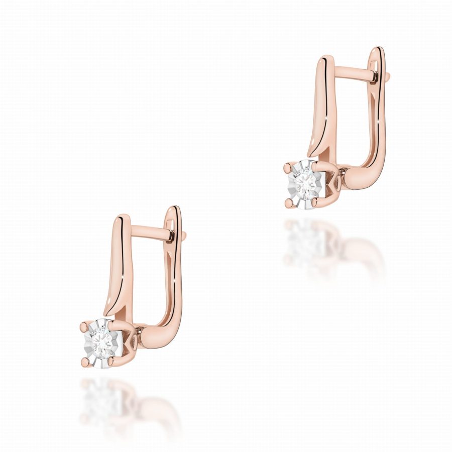 Earrings with diamonds in setting in rose gold