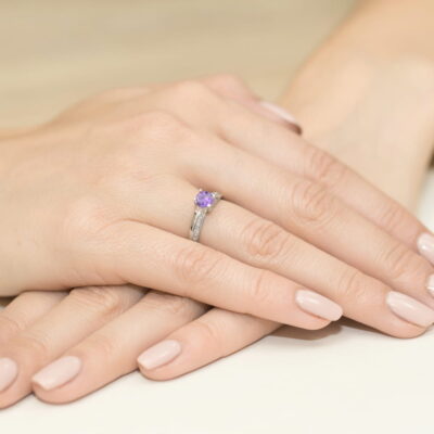 Pierscionek-W106-Ametyst-050ct-biale-zloto-jubiler-krakow-bigdiamond-3