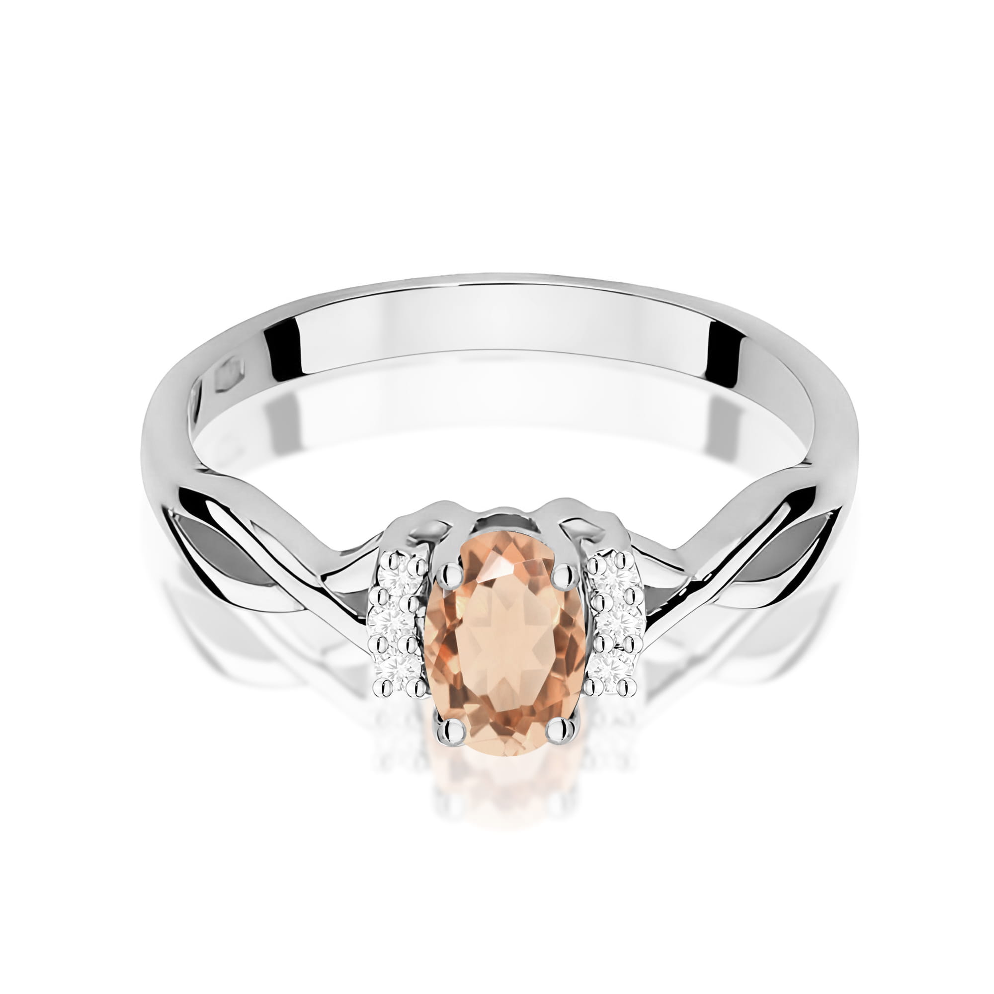 Ring with oval morganite and diamonds – product image 3