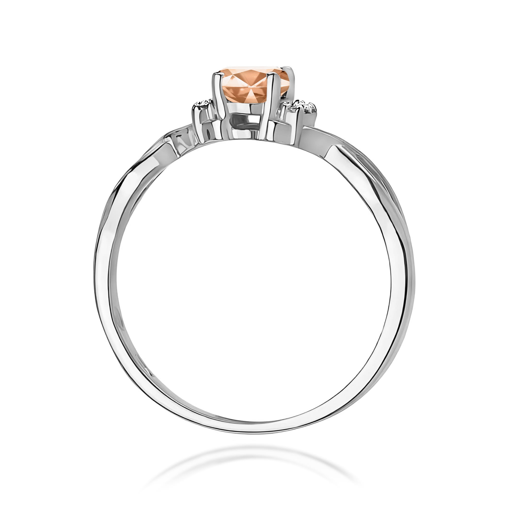 Ring with oval morganite and diamonds – product image 4