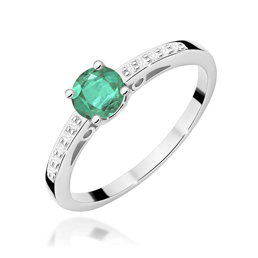 Pierścionek ze szmaragdem 0,50 ct i diamentami · W066