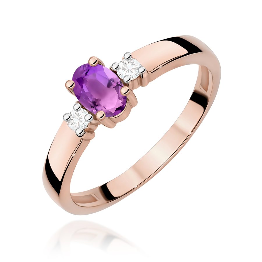Pierścionek z ametystem owalnym 0,40 ct i diamentami · W264