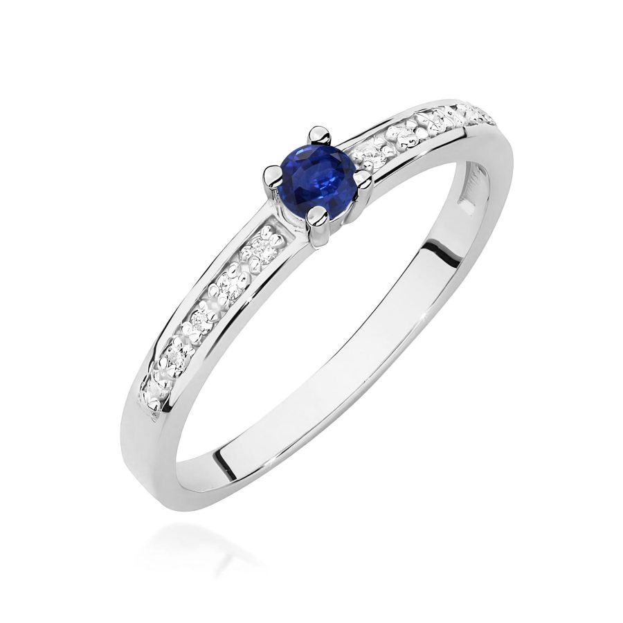 Pierścionek z okrągłym szafirem i diamentami · W0288