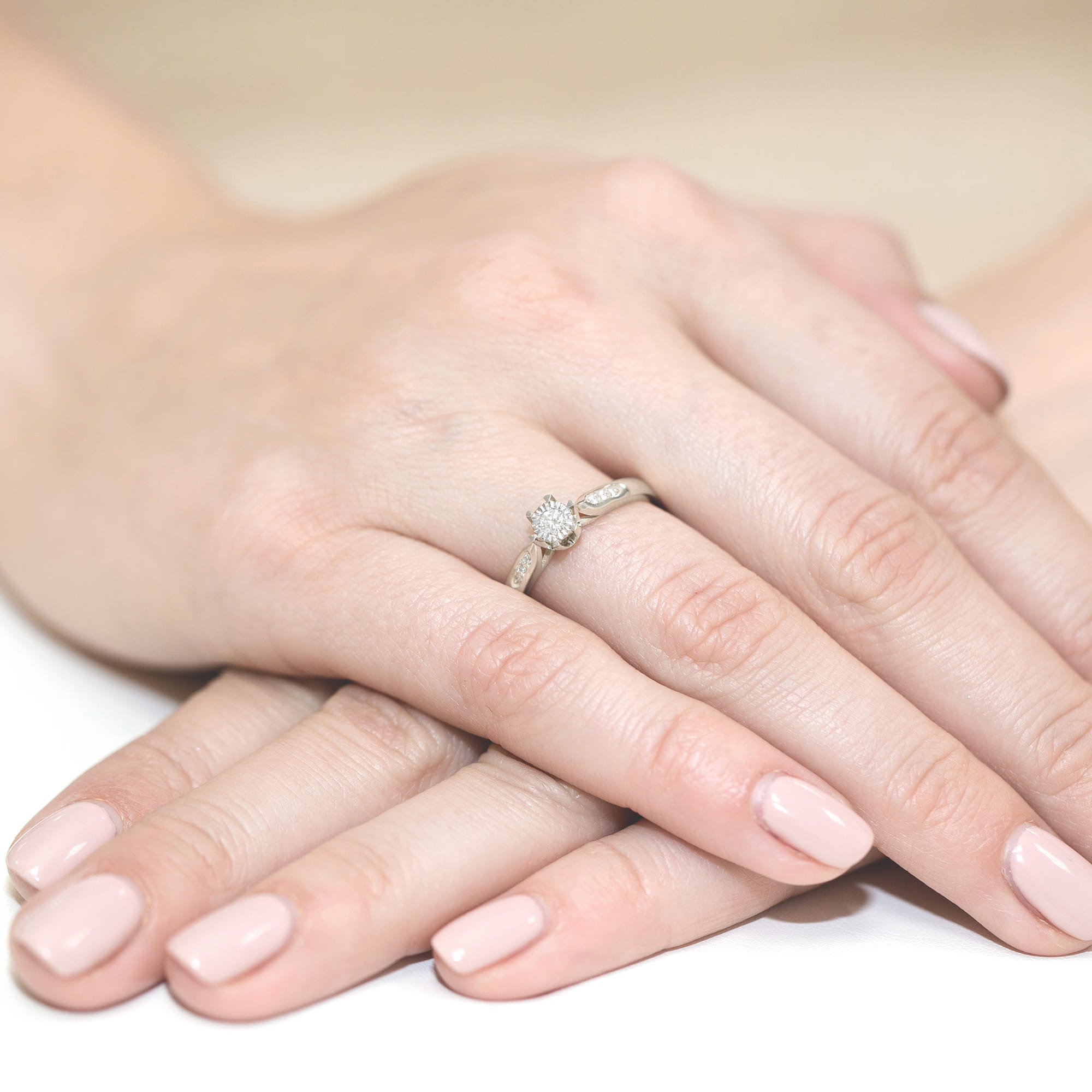 Pierścionek z kamieniem diament laboratoryjny 0,13 ct · W0328 - obrazek 4
