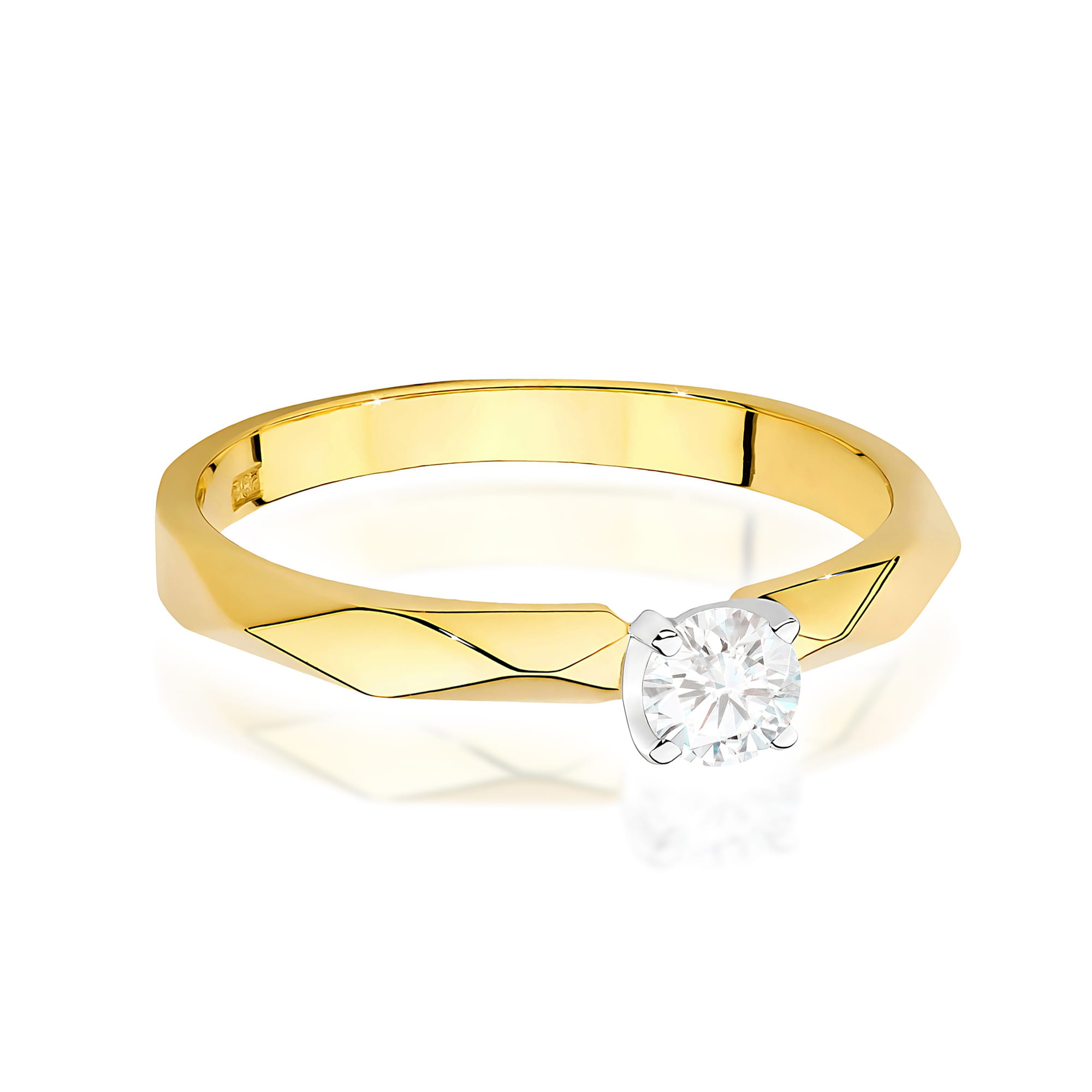 Ring with a diamond 0,15 ct in yellow gold – product image 3