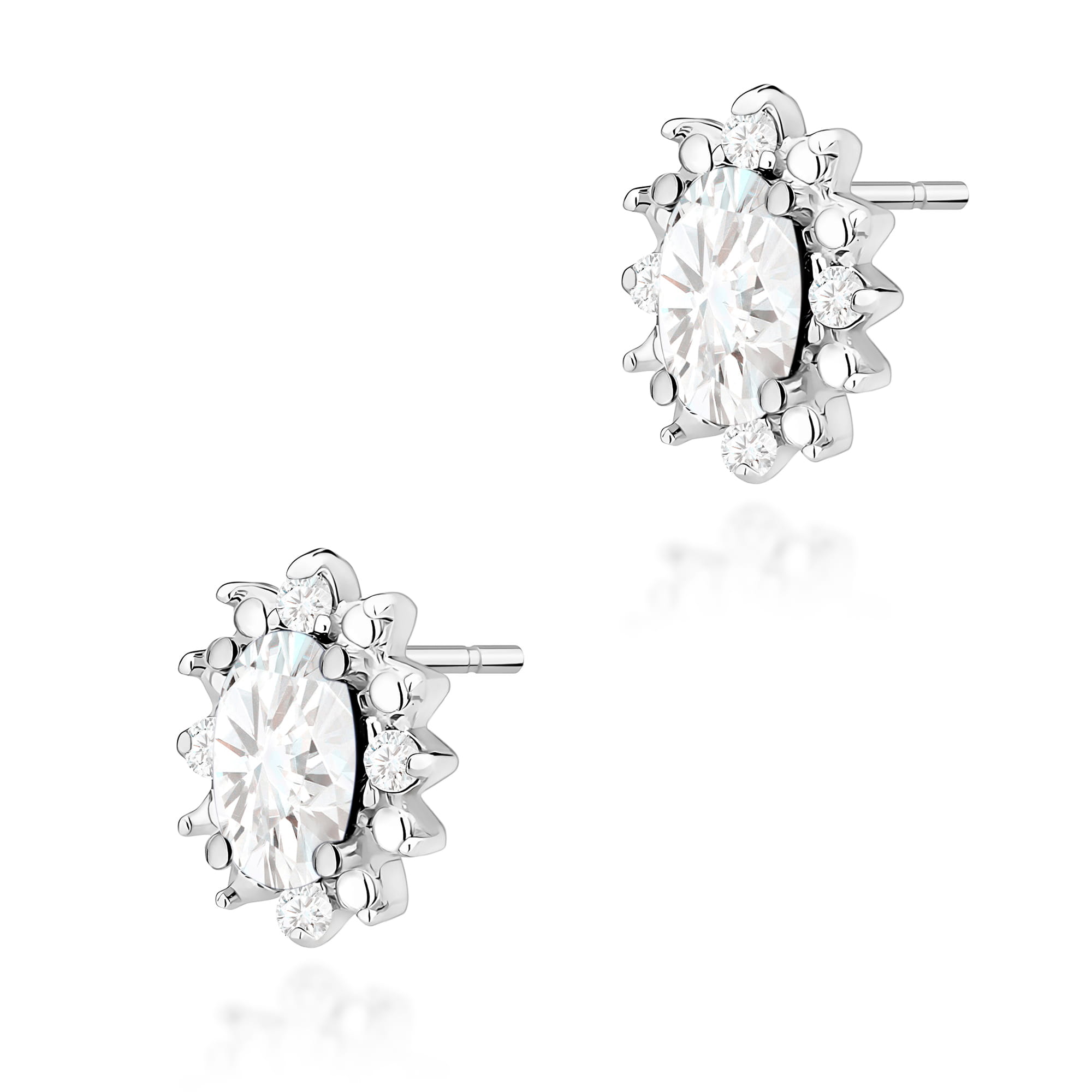 Earrings with oval stone and diamonds lab-grown – product image 1