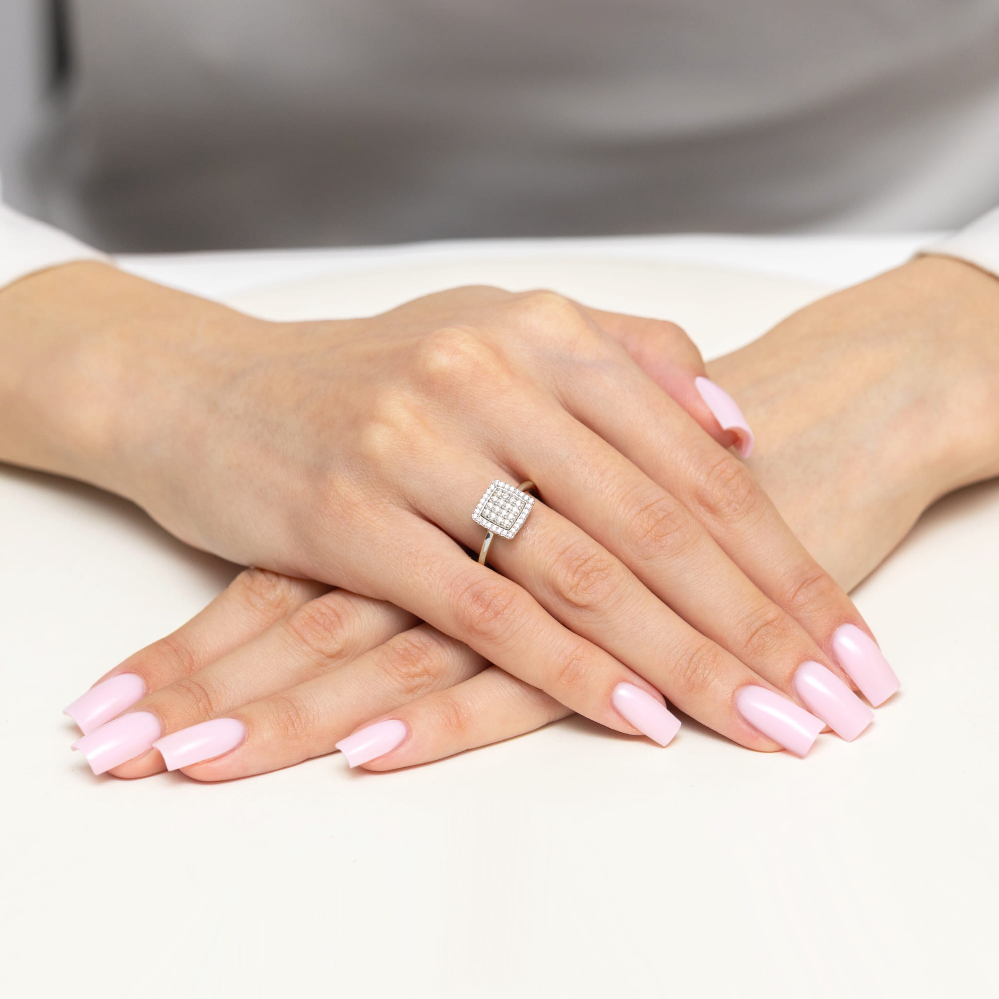 Pierścionek z diamentami 0,27 ct W0574 – białe złoto próby 585 – widok produktu 4
