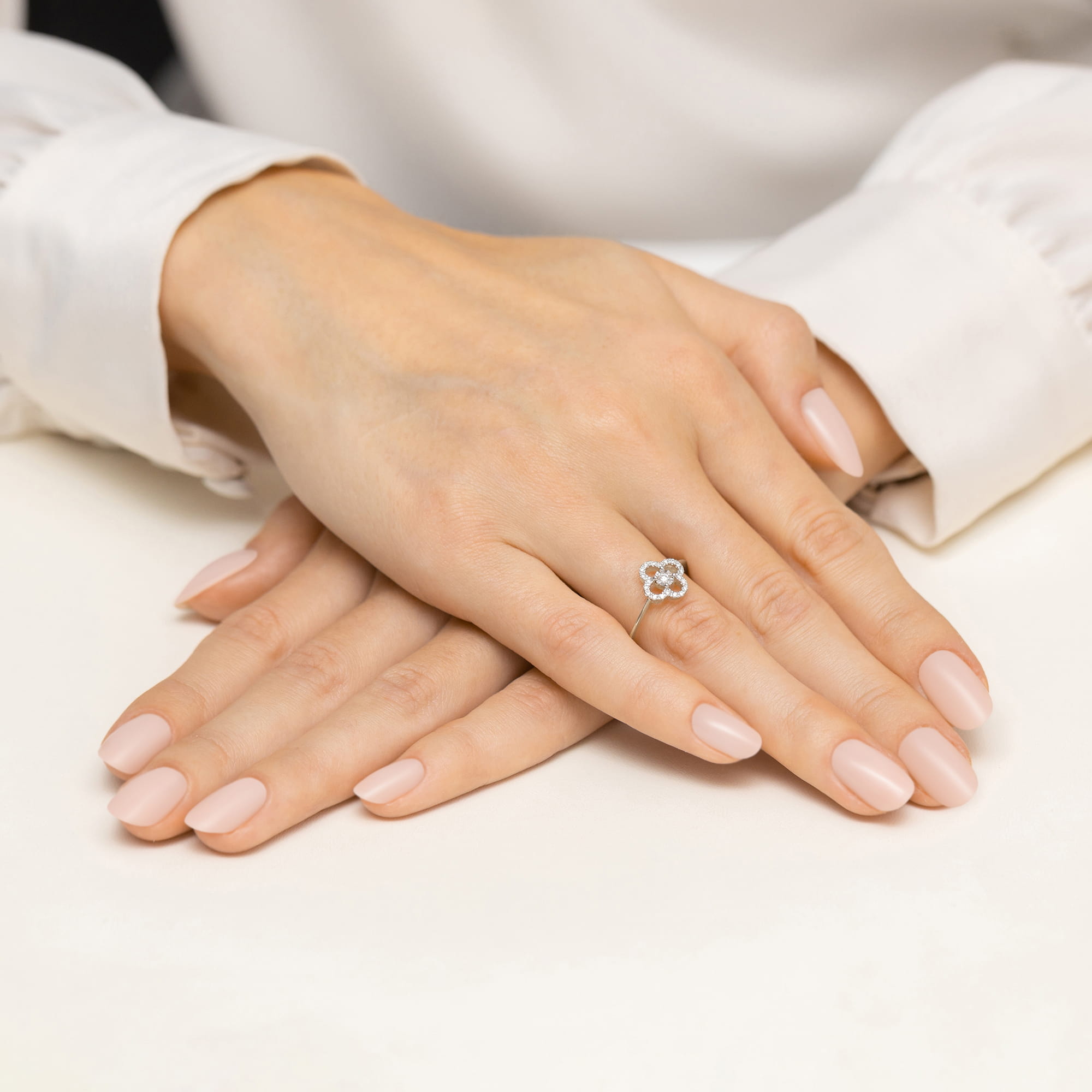 Pierścionek z diamentem 0,13 ct W0627 – białe złoto próby 585 – widok produktu 4
