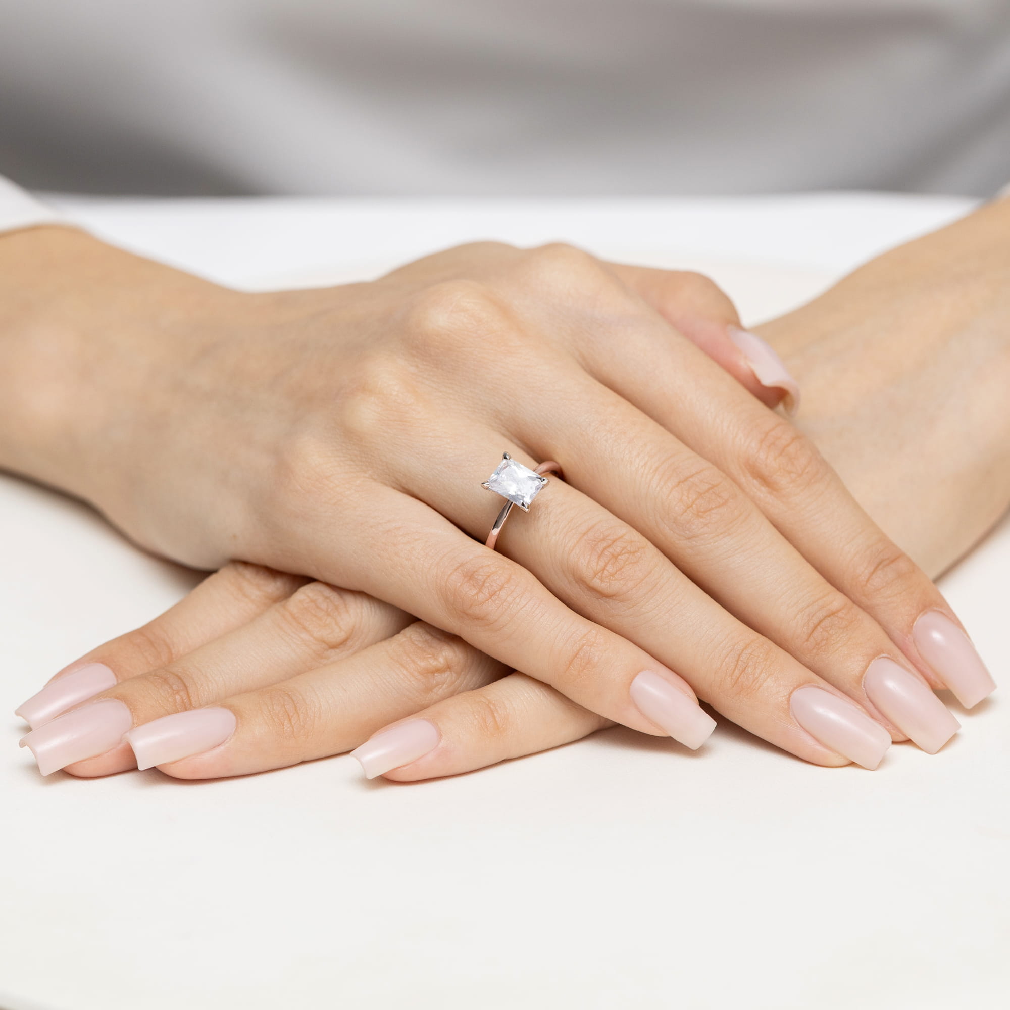 Pierścionek z kamieniem diament laboratoryjny 2,00 ct W0691 – różowe złoto próby 585 – widok produktu 4