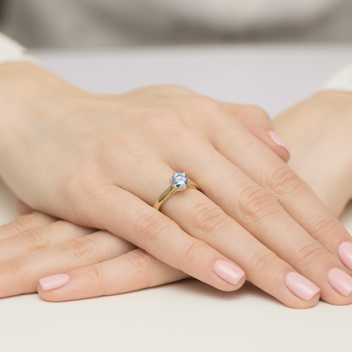 Pierścionek z kamieniem diament laboratoryjny niebieski 1,00 ct W0540 – żółte złoto próby 585 – widok produktu 4