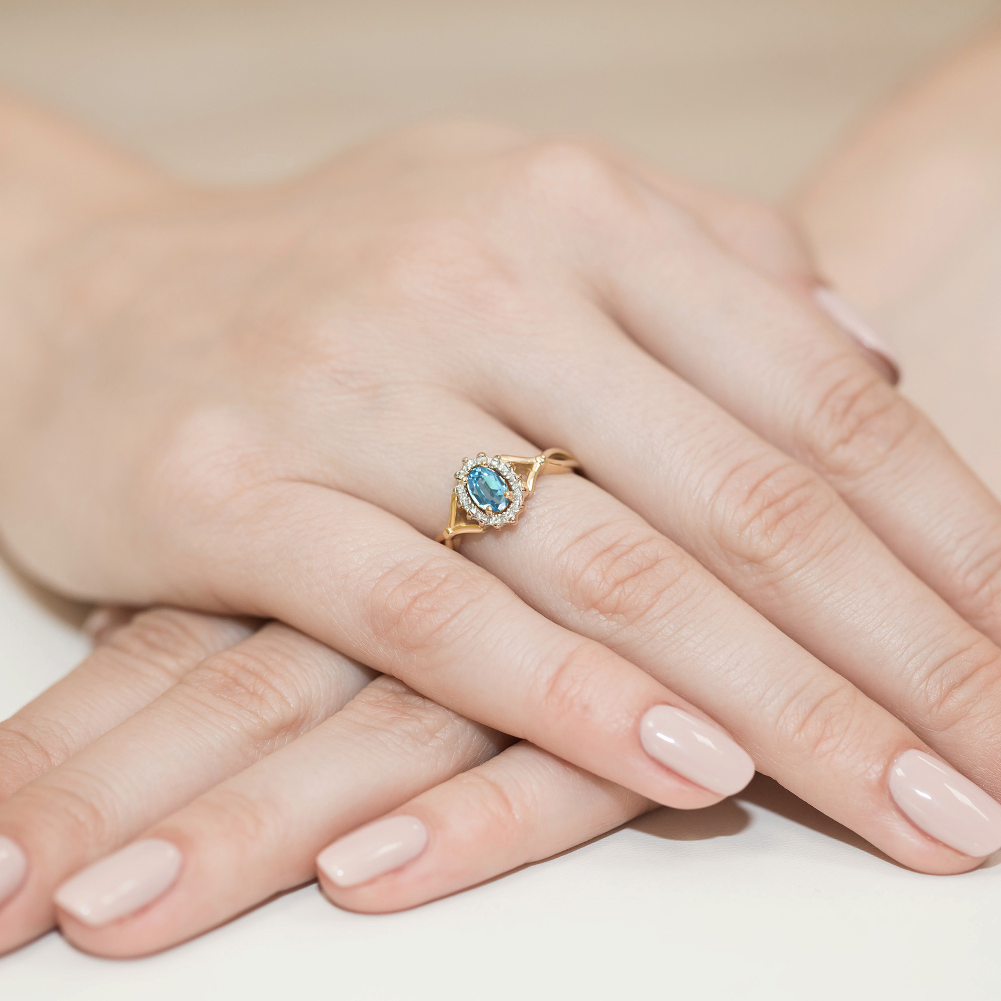 Pierścionek z kamieniem topaz swiss 0,50 ct W0182 – żółte złoto próby 585 – widok produktu 4