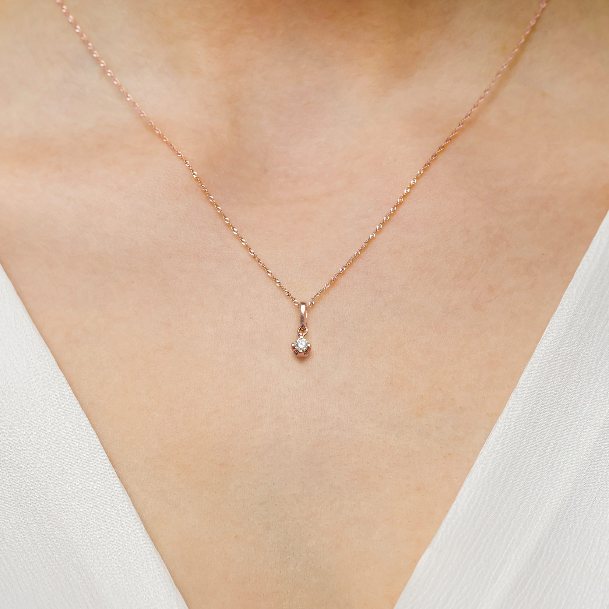 Zawieszka z diamentem 0,08 ct Z0034 – różowe złoto próby 585 – widok produktu 4